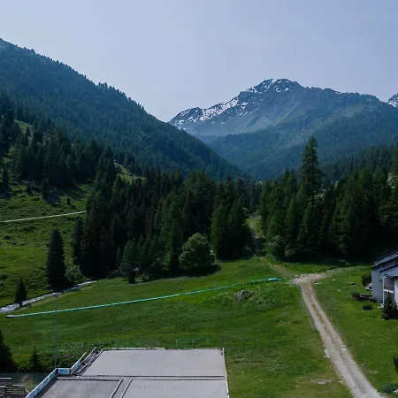 Apartment Apartment Rosablanche B72 By Interhome