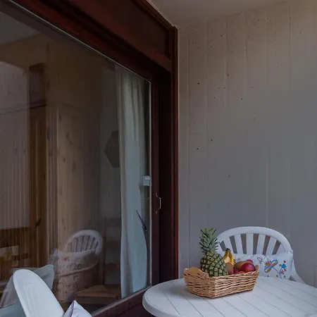 Rosablanche B72 By Interhome *